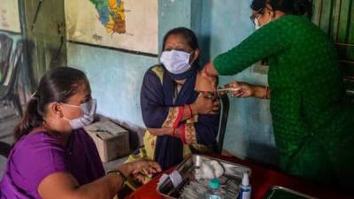 India's Covid-19 vaccination coverage crosses 108 crore mark - livemint.com - India