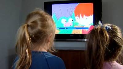 Study: Children’s screen time doubles during pandemic - globalnews.ca