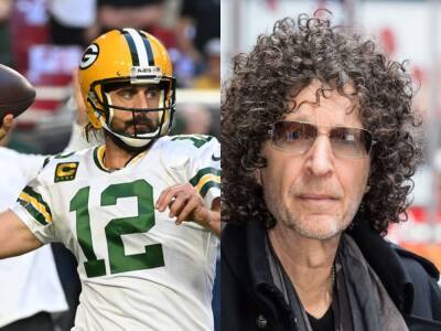 Aaron Rodgers - Howard Stern Blasts Aaron Rodgers Over His COVID Vaccination Stance - etcanada.com - city Kansas City