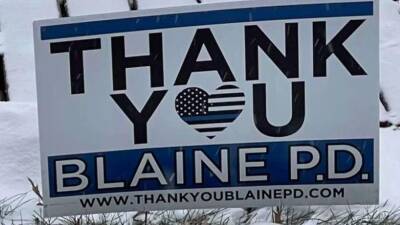 Police: Instacart driver ran over groceries over 'Thank You Blaine PD' sign - fox29.com - state Minnesota - county Blaine