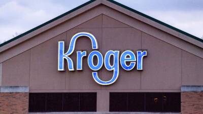 Joe Biden - Kroger to end some COVID-19 benefits for unvaccinated employees - fox29.com
