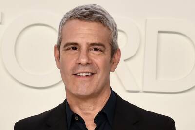 Andy Cohen - Andy Cohen ‘All Better Now’ After Testing Positive For COVID-19 For The Second Time, Despite Being Fully Vaccinated - etcanada.com - city New York