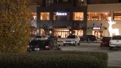 Man shot at Phipps Plaza movie theater over seat, police say - fox29.com - city Atlanta