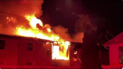 2 firefighters hurt in apartment fire near West Chester University - fox29.com - state Pennsylvania