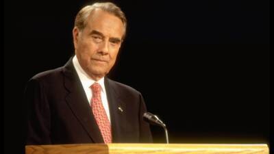 Bob Dole - Lawmakers react to death of Bob Dole, a ‘steadfast defender of his country’ - fox29.com - Usa - state Kansas
