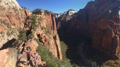 Angels Landing: Zion National Park’s iconic hike to require permit in 2022 - fox29.com - county Parke