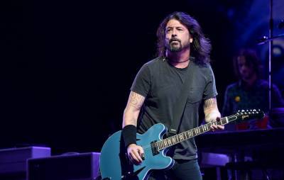 Michael Eavis - Emily Eavis - Dave Grohl - Dave Grohl backs Glastonbury to return after pandemic: “I want my kids to see bands” - nme.com