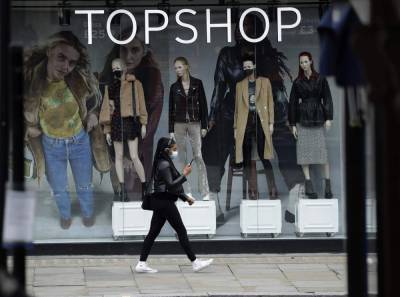 Kate Moss - Philip Green - UK online fashion retailer buys Topshop, three other brands - clickorlando.com - Britain