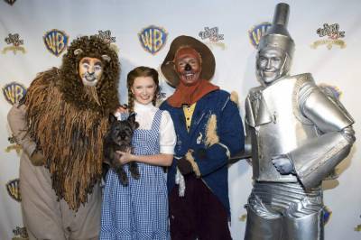 Judy Garland - 'Wizard of Oz' remake planned with 'Watchman' director - clickorlando.com - New York