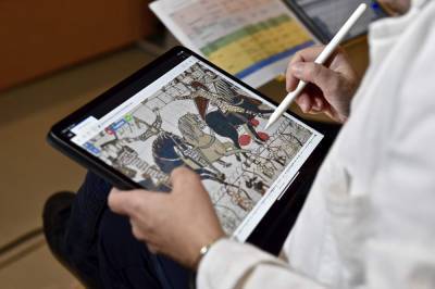 Famed medieval Bayeux Tapestry goes online - every thread - clickorlando.com