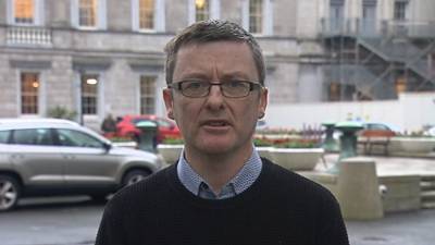 Sinn Féin - Alan Kelly - David Cullinane - Government 'kite flying' over restriction changes - SF - rte.ie