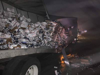 Tom Brady - Beer spills onto I-95 during crash in St. Johns County - clickorlando.com - county St. Johns