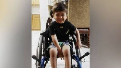 7-year-old with cerebral palsy crawls to his family's rescue: 'He is our hero' - fox29.com - state Texas