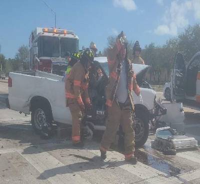 Ford V (V) - Woman killed in 3-vehicle crash on International Speedway Boulevard in Daytona Beach - clickorlando.com - state Florida - city Daytona Beach, state Florida