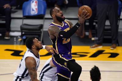 Anthony Davis - Kyle Kuzma - Davis propels Lakers past Grizz 115-105 for 7th straight win - clickorlando.com - Los Angeles - city Los Angeles - city Memphis - county Davis