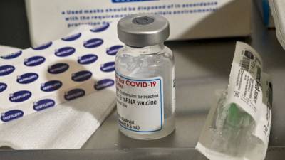 These 3 COVID-19 vaccine side effects are common, CDC expert says - fox29.com - Greece - Athens, Greece