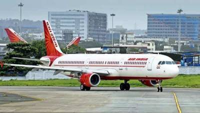Hardeep Singh Puri - A sixth of Air India staff tested positive for coronavirus - livemint.com - India