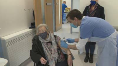 Vaccinations for over 85s get under way - rte.ie - city Waterford