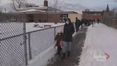 Toronto students return to in-class learning - globalnews.ca