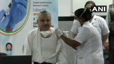 Randeep Guleria - AIIMS Director Dr Randeep Guleria receives second dose of Covid vaccine - livemint.com
