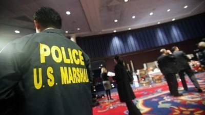 Men posed as US marshals to avoid wearing face masks at Florida resort, officials say - clickorlando.com - Usa - state Florida - county Wayne - county Brown