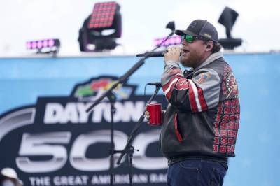 Maren Morris - Morgan Wallen - Luke Combs apologizes for Confederate flag imagery - clickorlando.com - state Tennessee - city Nashville, state Tennessee