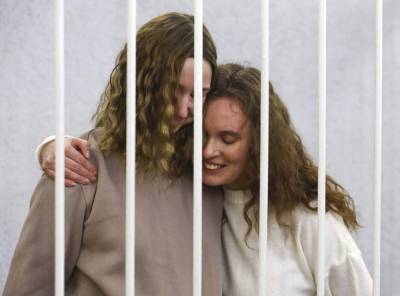 2 Belarusian journalists sent to prison for covering protest - clickorlando.com - Belarus - city Minsk