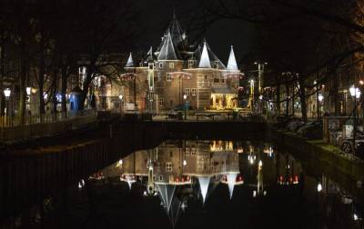 Dutch lawmakers debate new law backing coronavirus curfew - clickorlando.com - Netherlands - city Hague