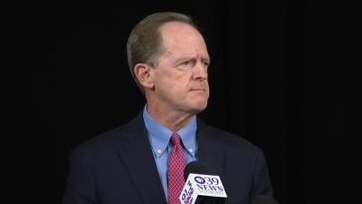 Donald Trump - Pat Toomey - Sen. Toomey, who once unified the GOP, now on the outs over Trump - fox29.com - Usa - state Pennsylvania - city Harrisburg
