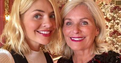 Holly Willoughby - Holly Willoughby shares 'relief' as mum Lynne gets coronavirus vaccine - mirror.co.uk