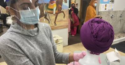 Alberta Coronavirus - Calgary volunteers help Sikh seniors accommodate religious wear and masks - globalnews.ca