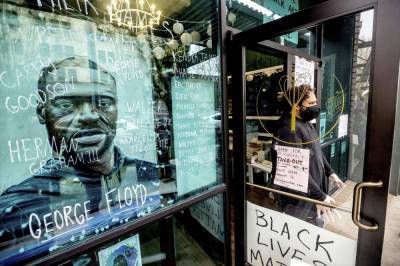 AP Exclusive: Black Lives Matter opens up about its finances - clickorlando.com - New York - Usa