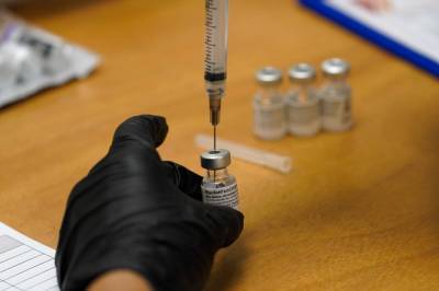 Ron Desantis - Florida reports 5,600 new COVID-19 cases as state prepares to vaccinate teachers, law enforcement - clickorlando.com - Usa - state Florida - county Miami - city Orlando - city Tampa - city Jacksonville