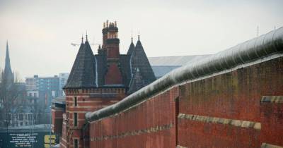 Strangeways prison hit with major Covid-19 outbreak as 200 new cases confirmed among staff and inmates - manchestereveningnews.co.uk - city Manchester