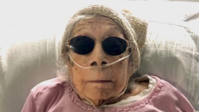 ‘It tastes like candy’: 105-year-old woman beats COVID-19 on gin-soaked raisin diet - fox29.com - New York