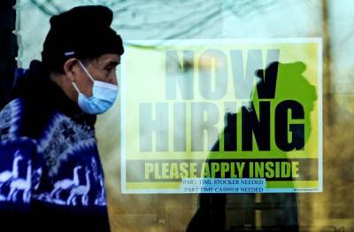 Biden directive expands jobless aid to more unemployed - clickorlando.com - Usa - Washington