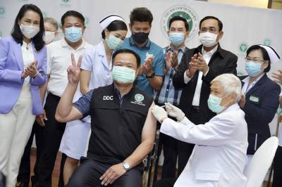 Prayuth Chan - The Latest: Thailand begins COVID-19 vaccinations - clickorlando.com - China - Thailand - city Bangkok