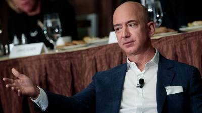 Jeff Bezos - Amazon founder Jeff Bezos to step down as CEO, transition to executive chair role - fox29.com