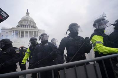 Activists wary of broader law enforcement after Capitol riot - clickorlando.com - Usa - city Chicago