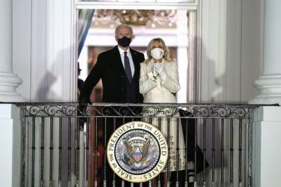 Donald Trump - Joe Biden - Bidens bring an unexpected piece of furniture to White House - clickorlando.com - Washington