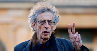 Jeremy Corbyn - Piers Corbyn - Piers Corbyn arrested over Covid conspiracy leaflets comparing jab to Auschwitz - mirror.co.uk