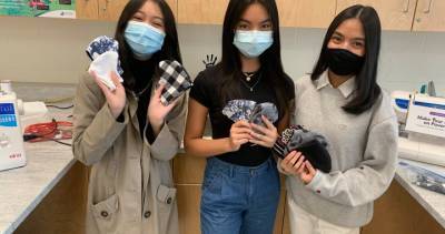 United Way - Edmonton high school students sew masks for peers during COVID-19 pandemic - globalnews.ca - city Denton