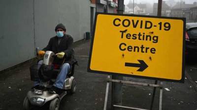 UK records another 19,114 coronavirus cases, 1,014 deaths - livemint.com - Britain