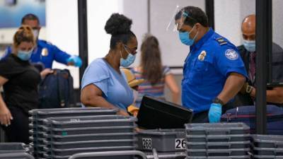 David Santiago - TSA: Travelers who violate mask mandate face fines up to $1,500 - fox29.com - state Florida - county Miami - city Santiago
