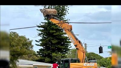Tom Brady - Power outage during Super Bowl likely caused by man joyriding excavator in Florida neighborhood - clickorlando.com - state Florida - county Lauderdale - city Fort Lauderdale, state Florida
