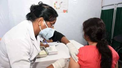 India becomes fastest country to vaccinate 6 million beneficiaries against covid-19 - livemint.com - India