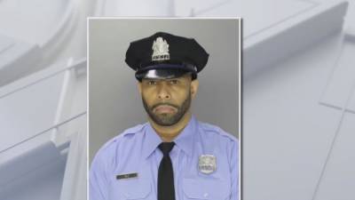 Philadelphia police gather to remember veteran officer who passed away from COVID-19 - fox29.com