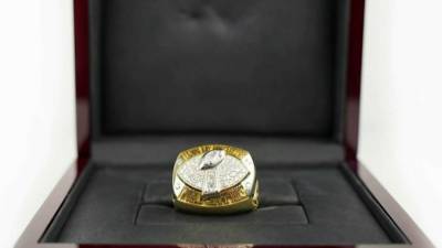 Tom Brady - 2003 Buccaneers Super Bowl ring up for auction to support Boys & Girls Clubs - clickorlando.com - state Florida - county Bay - city Tampa, county Bay