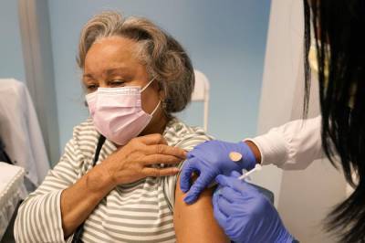 Vaccinating Florida's seniors at Miami's largest hospital - clickorlando.com - state Florida
