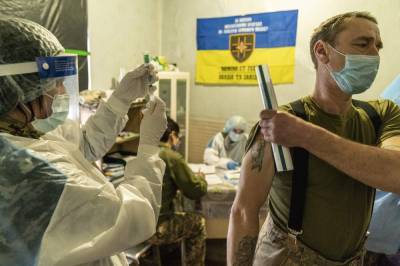 Wide resistance to vaccines plagues Ukraine's COVID-19 fight - clickorlando.com - Ukraine